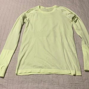 Lululemon swiftly LS size 8